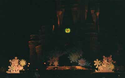 28food.jpg (28891 bytes)