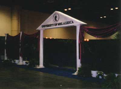 89.jpg (16355 bytes)